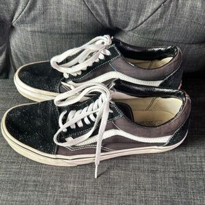 Vans Black, brown and White Classic Low-Top Sneakers men’s size 9